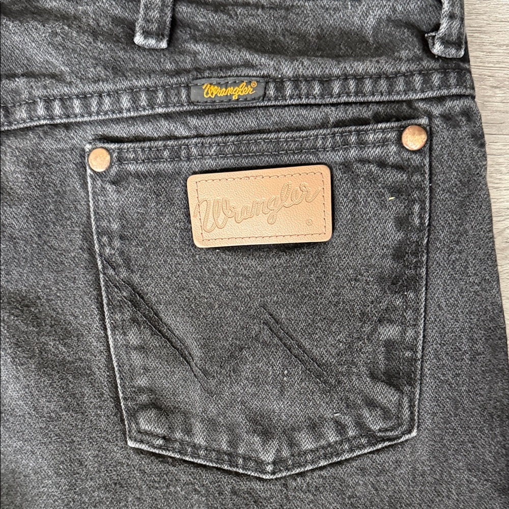 Wrangler Black Straight Leg Jeans - Picture 4 of 4